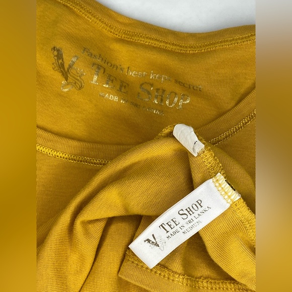 VS Tee Shop T-Shirt - Picture 3 of 4